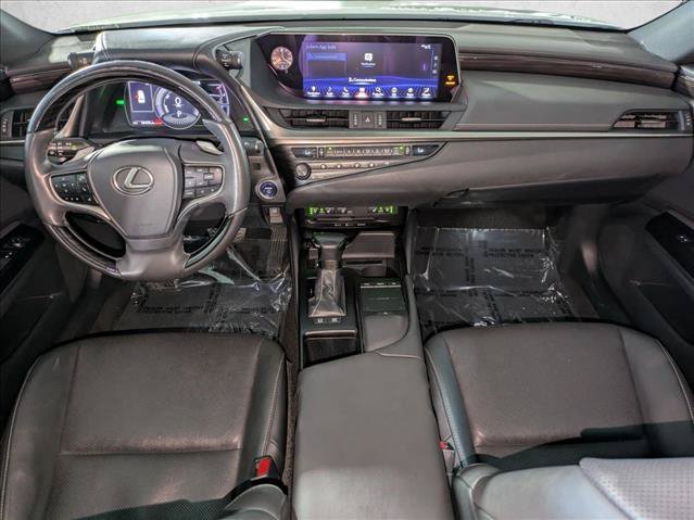 Used 2019 Lexus ES 300h w/ Premium Package FWD image 17