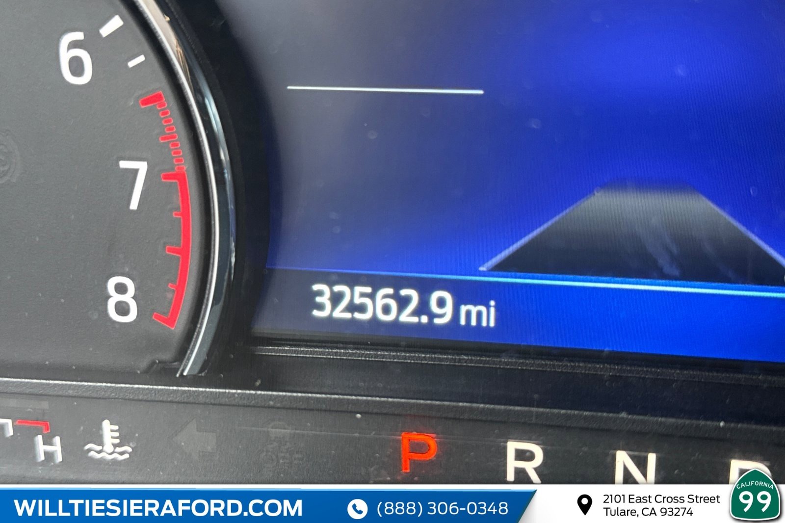 Used 2022 Ford Explorer XLT w/ Equipment Group 202A image 11