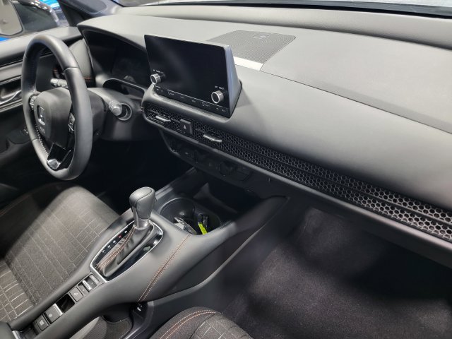 Certified 2024 Honda HR-V Sport image 16
