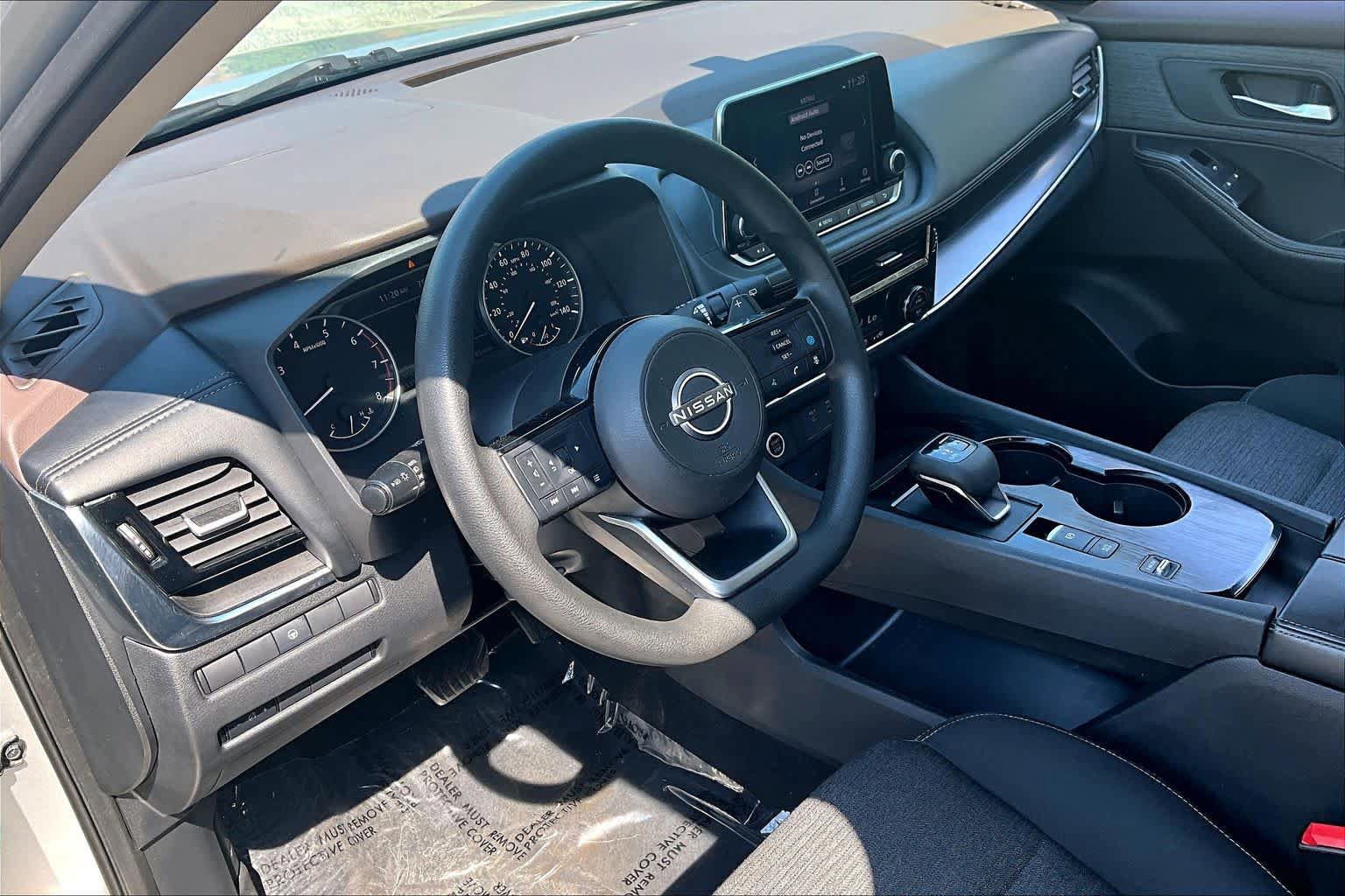 Used 2022 Nissan Rogue SV FWD image 18