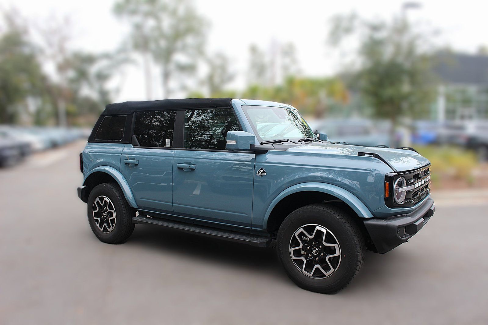 Used 2022 Ford Bronco Outer Banks image 11