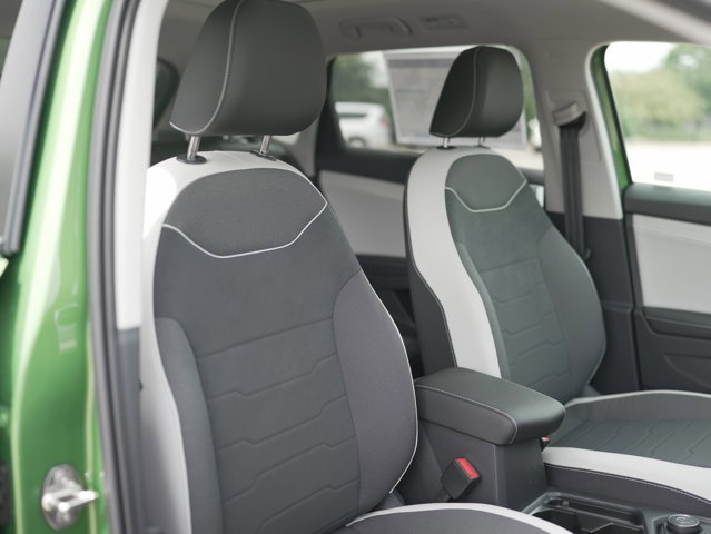 New 2025 Volkswagen Taos SE AWD/4WD image 21