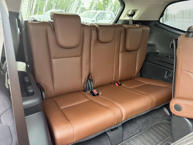 Used 2025 Subaru Ascent Touring w/ Popular Package #2 AWD/4WD image 17