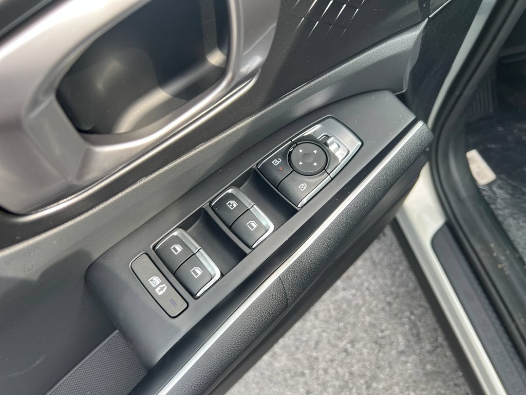 New 2026 Kia Sorento S w/ S Panoramic Sunroof Package FWD image 11