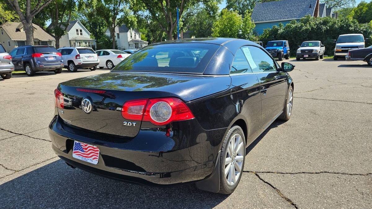 Used 2011 Volkswagen Eos Komfort FWD image 5