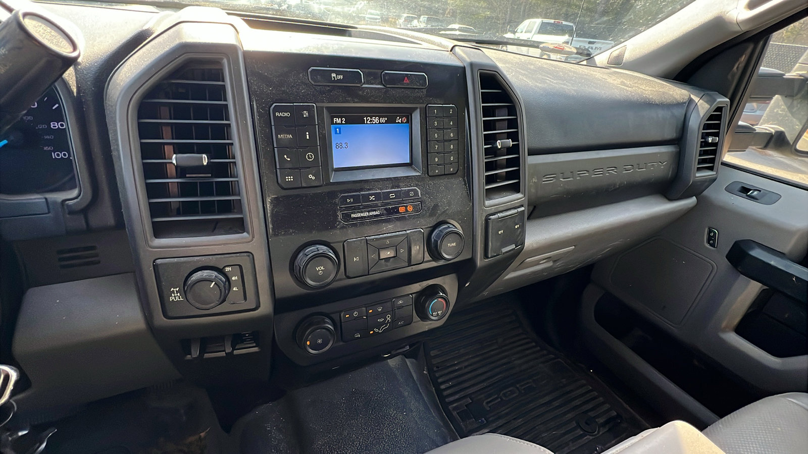 Used 2020 Ford F250 XL w/ Power Equipment Group image 30