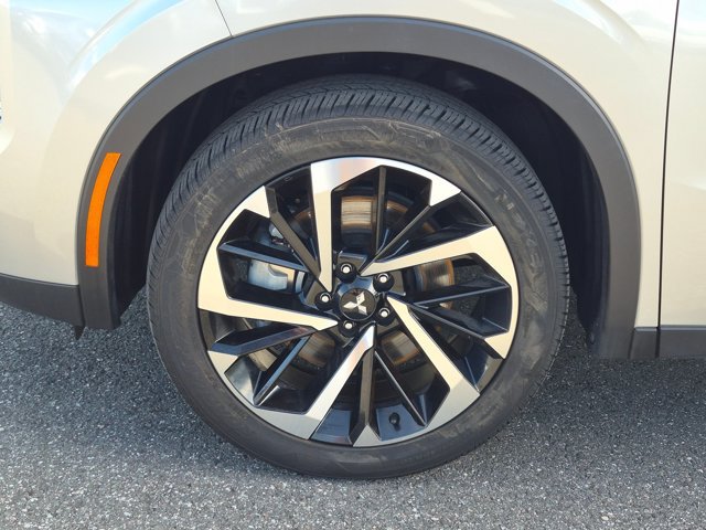 Used 2024 Mitsubishi Outlander SE FWD image 21