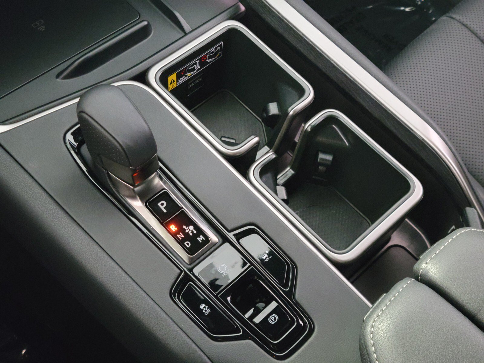 Certified 2026 Lexus TX 500h AWD w/ Technology Package image 24