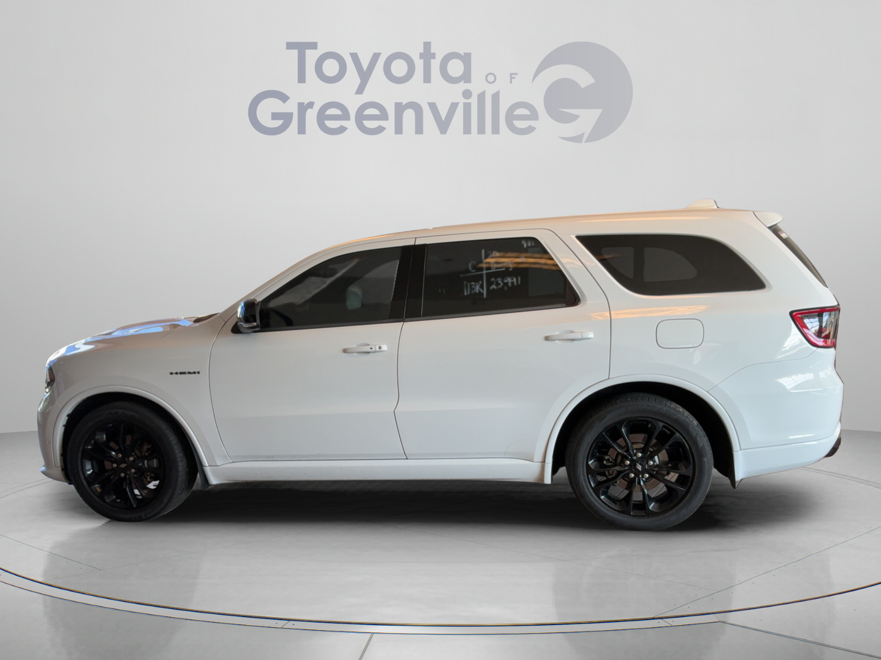 Used 2020 Dodge Durango R/T w/ Blacktop Package AWD/4WD image 2