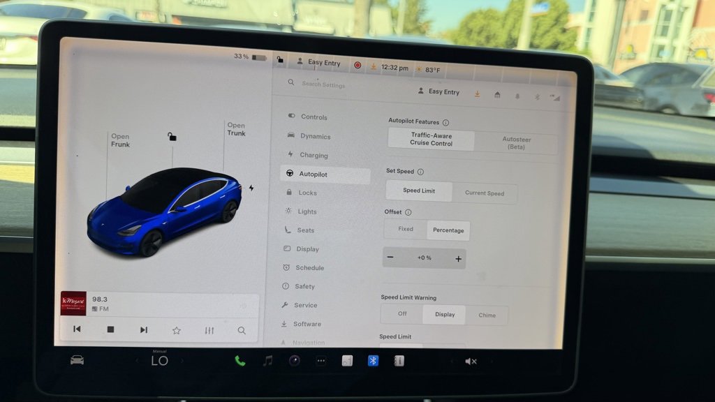 Used 2020 Tesla Model 3 Standard Range image 12