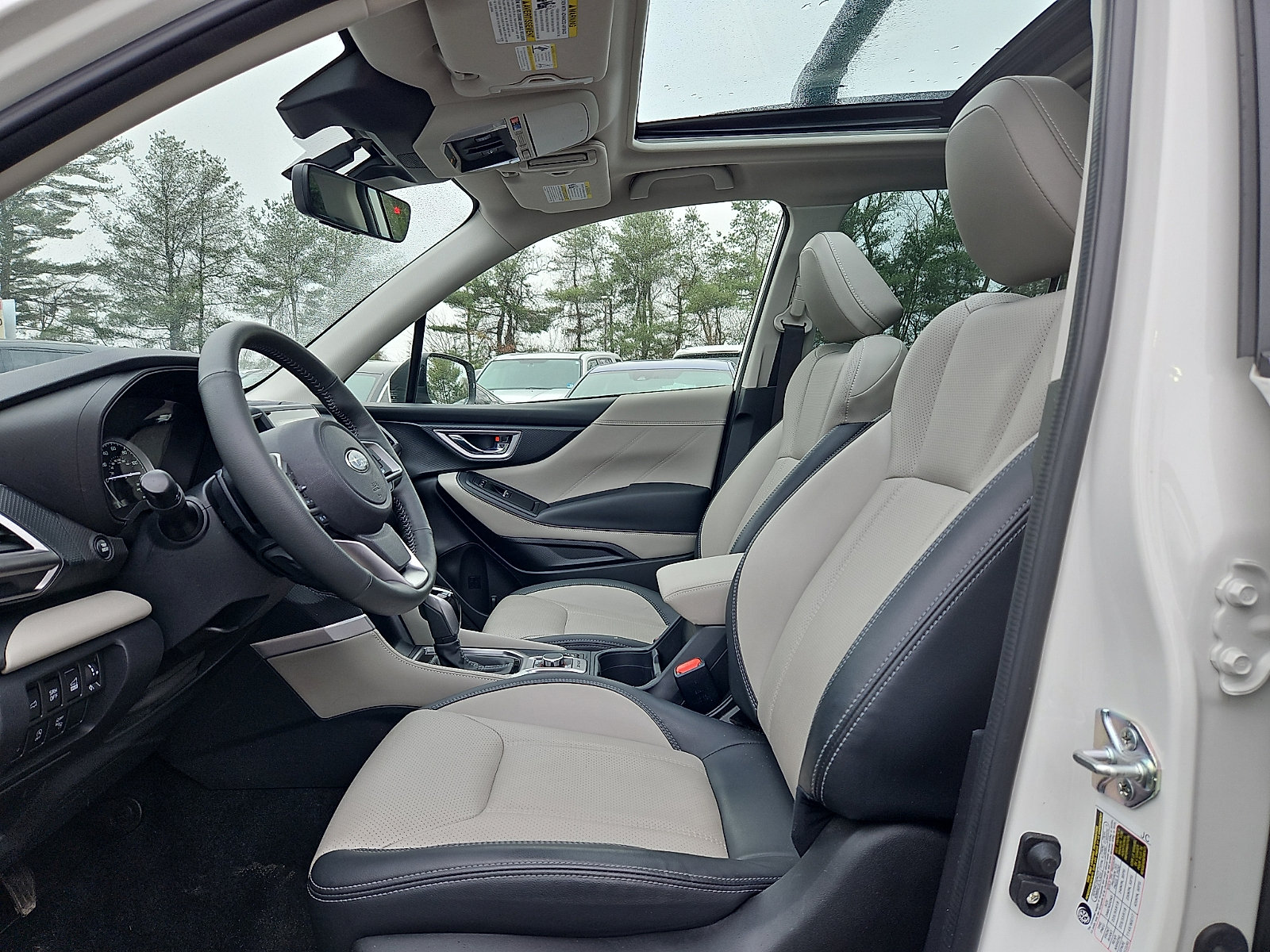 Used 2023 Subaru Forester Limited AWD/4WD image 13