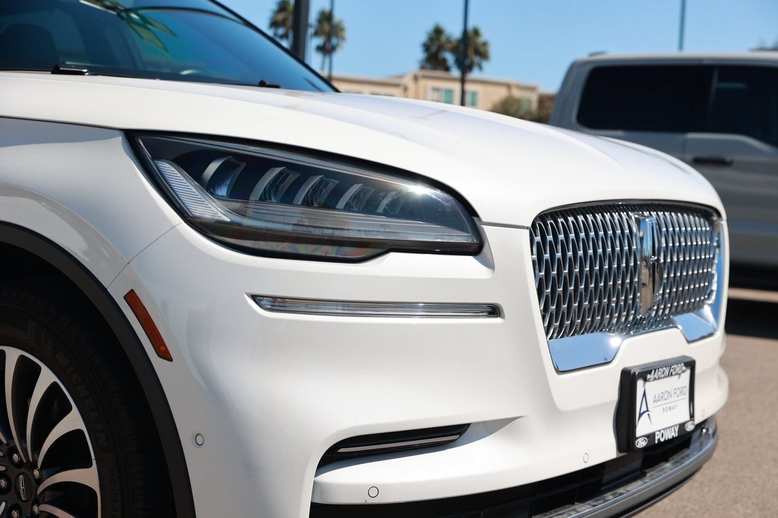 Used 2024 Lincoln Aviator Reserve w/ Equipment Group 201A RWD image 9