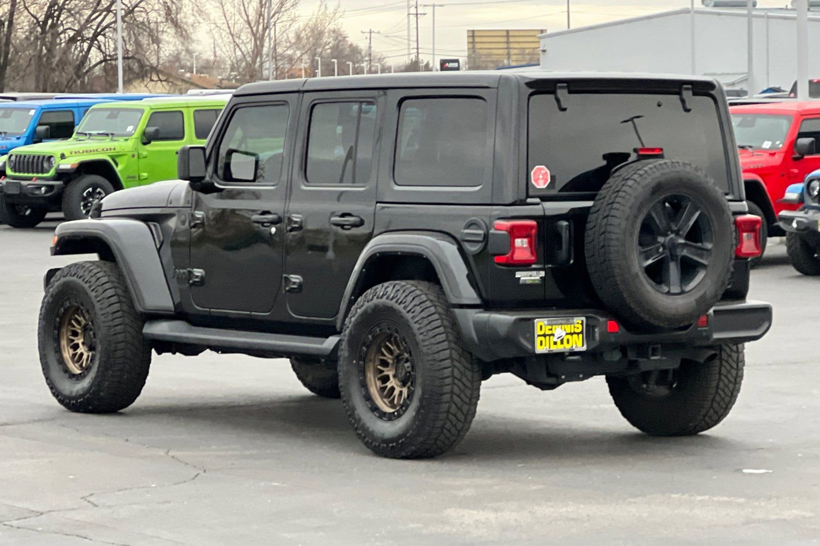Used 2021 Jeep Wrangler Unlimited Sahara AWD/4WD image 6