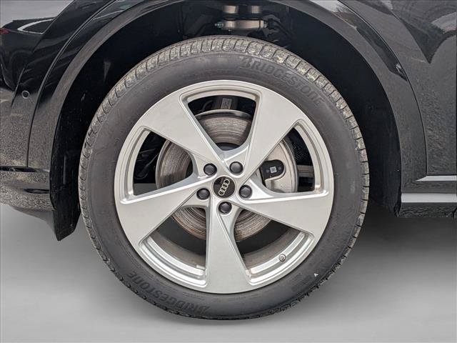 New 2025 Audi Q5 Premium Plus AWD/4WD image 9