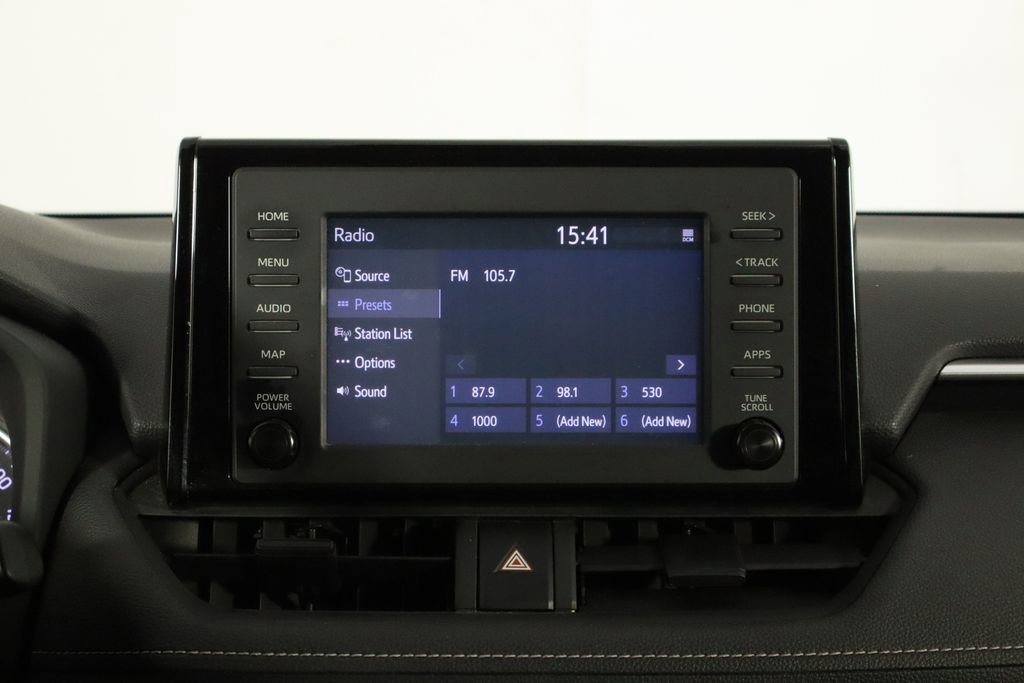 Used 2019 Toyota RAV4 LE FWD image 24