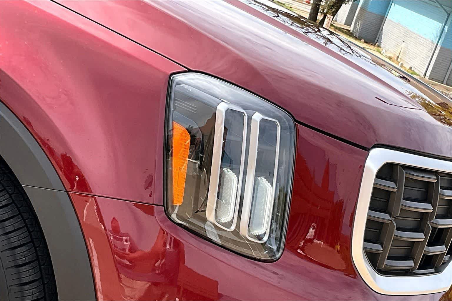 Certified 2023 Kia Telluride S w/ S Sunroof Package AWD/4WD image 30