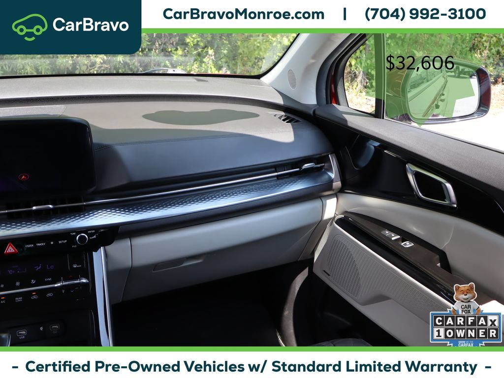 Used 2023 Kia Carnival SX Prestige FWD image 20