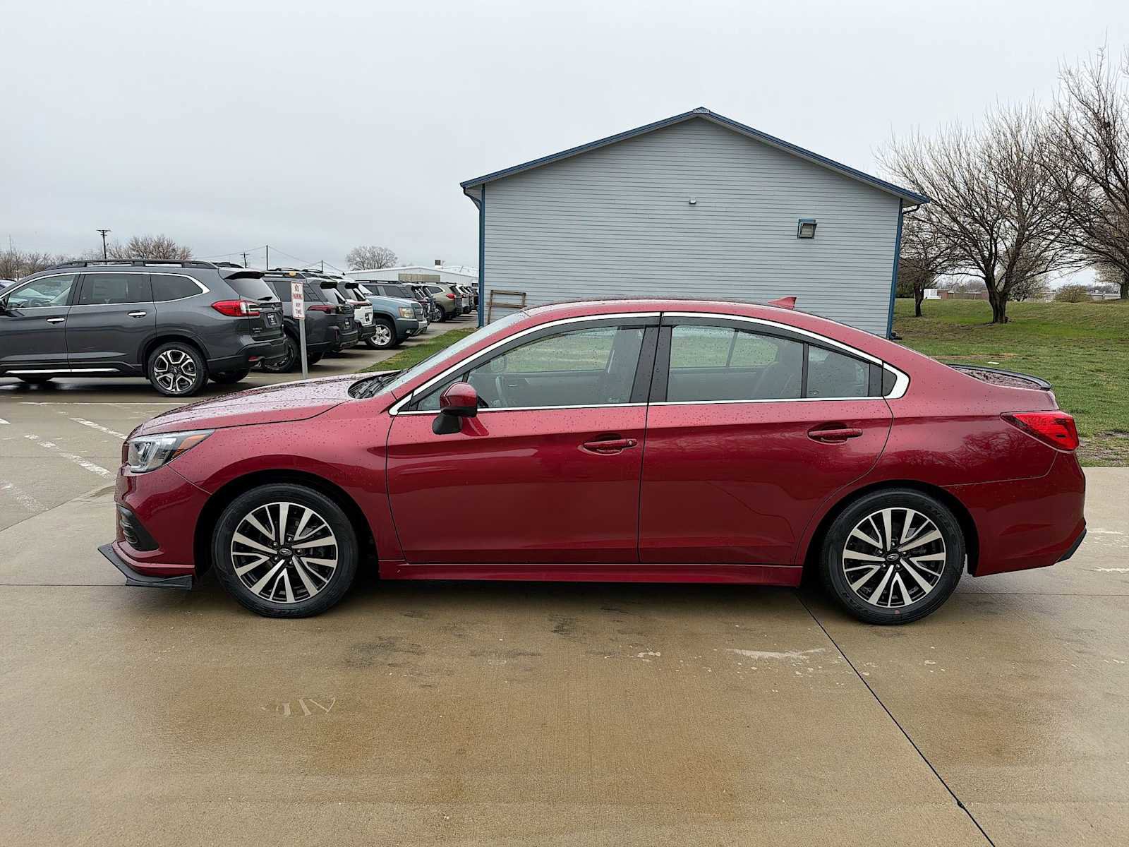 Used 2019 Subaru Legacy 2.5i Premium image 3