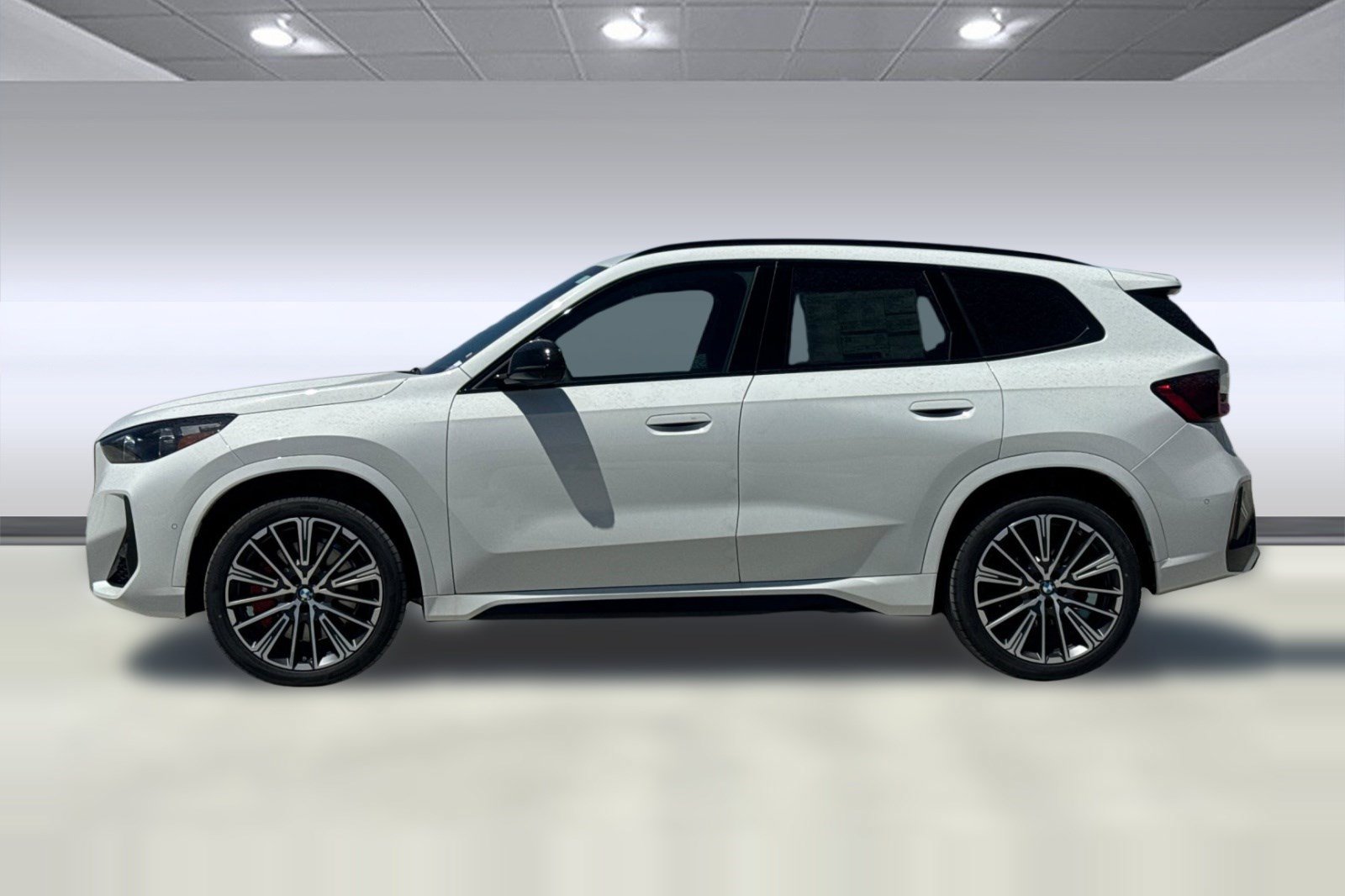 New 2026 BMW X1 xDrive28i w/ Technology Package AWD/4WD image 2