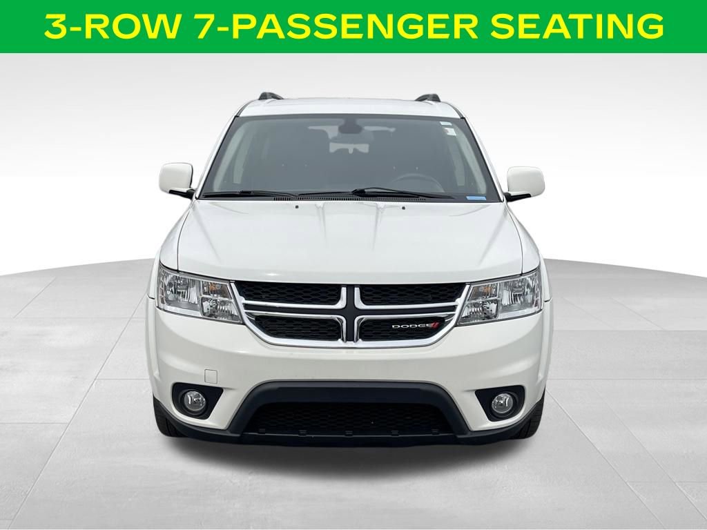 Used 2019 Dodge Journey SE FWD image 3