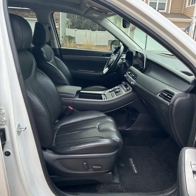 Used 2022 Hyundai Palisade SEL w/ 8P Bench Seat Package image 21