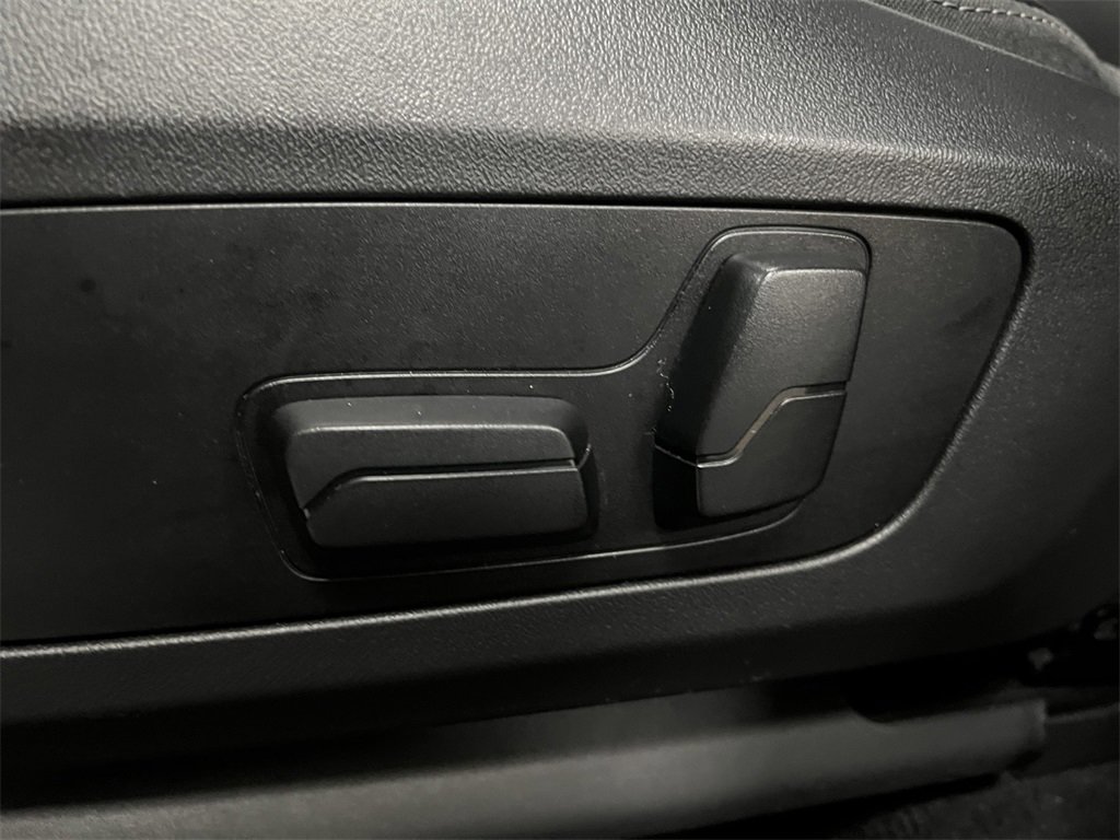 Used 2023 BMW X1 xDrive28i image 11