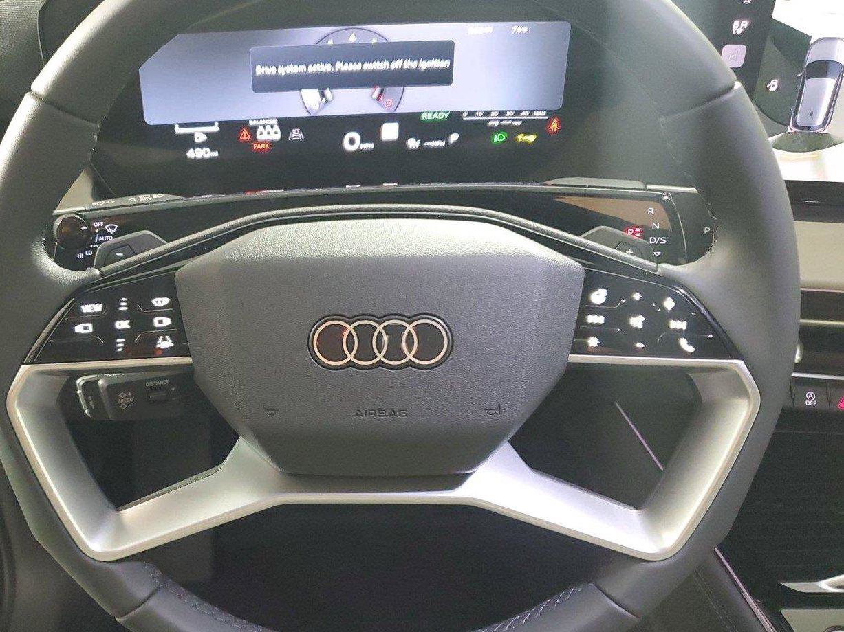 New 2026 Audi Q3 quattro 2.0T AWD/4WD image 24