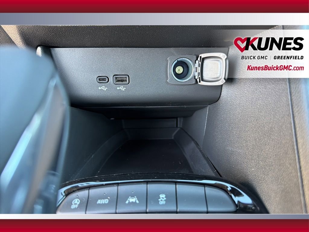 New 2026 Buick Encore GX Sport Touring image 24