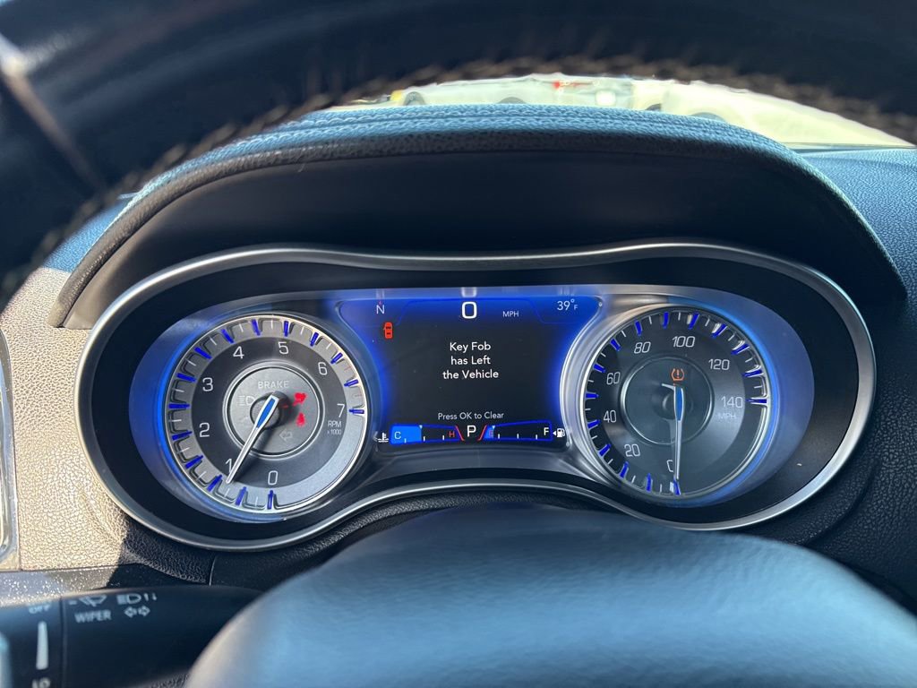 Used 2021 Chrysler 300 S image 24