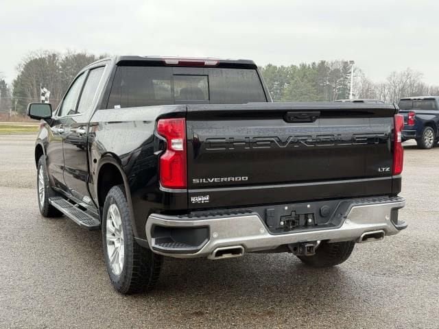 Used 2022 Chevrolet Silverado 1500 LTZ AWD/4WD image 6