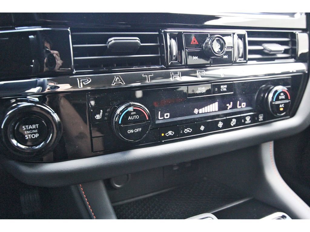 New 2026 Nissan Pathfinder Rock Creek image 23