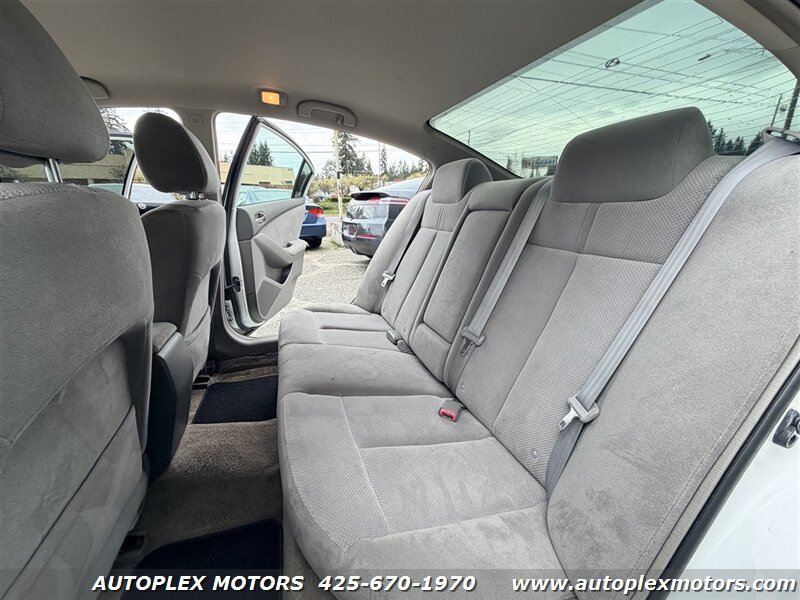 Used 2007 Nissan Altima 2.5 S w/ Convenience Pkg FWD image 13