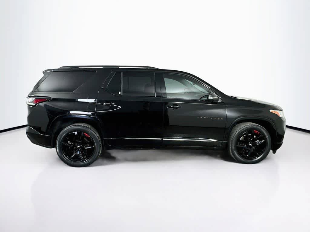 Used 2021 Chevrolet Traverse Premier w/ Redline Edition AWD/4WD image 26