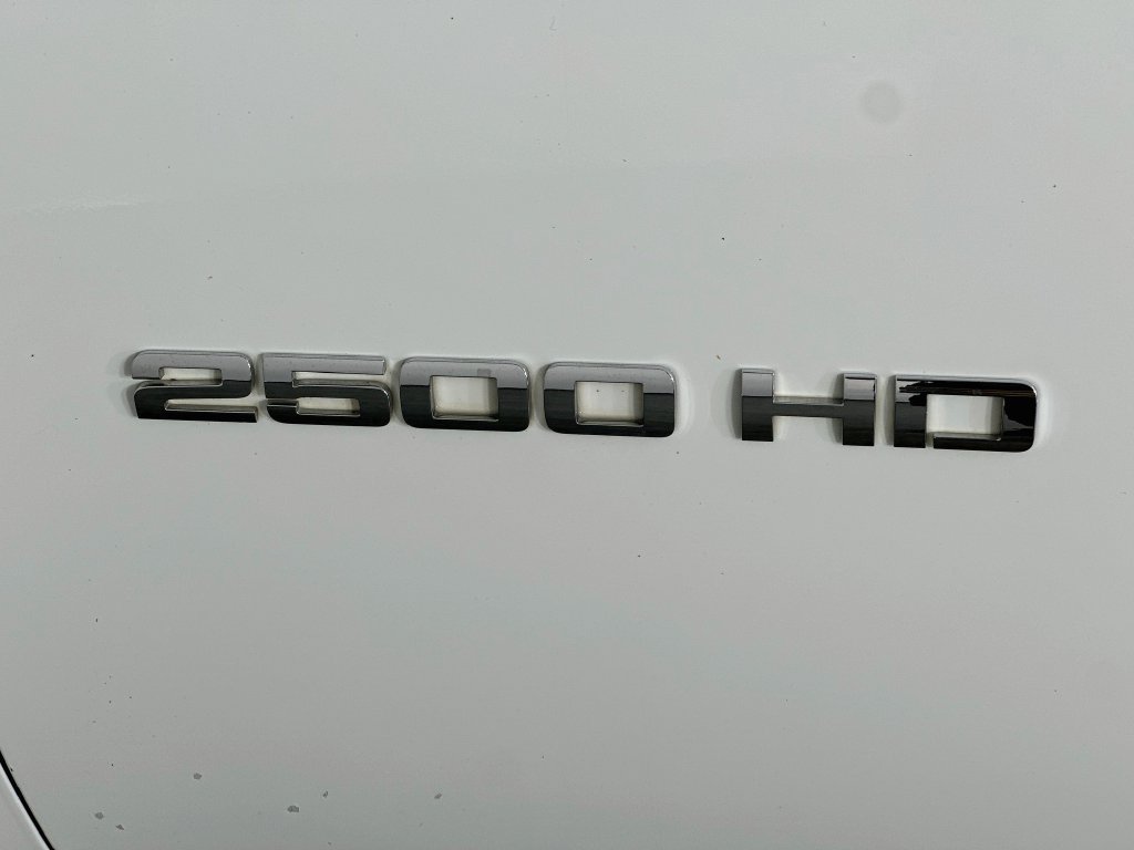 Used 2014 Chevrolet Silverado 2500 LT AWD/4WD image 24