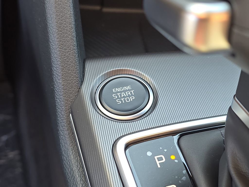 New 2026 Kia Sportage SX image 28