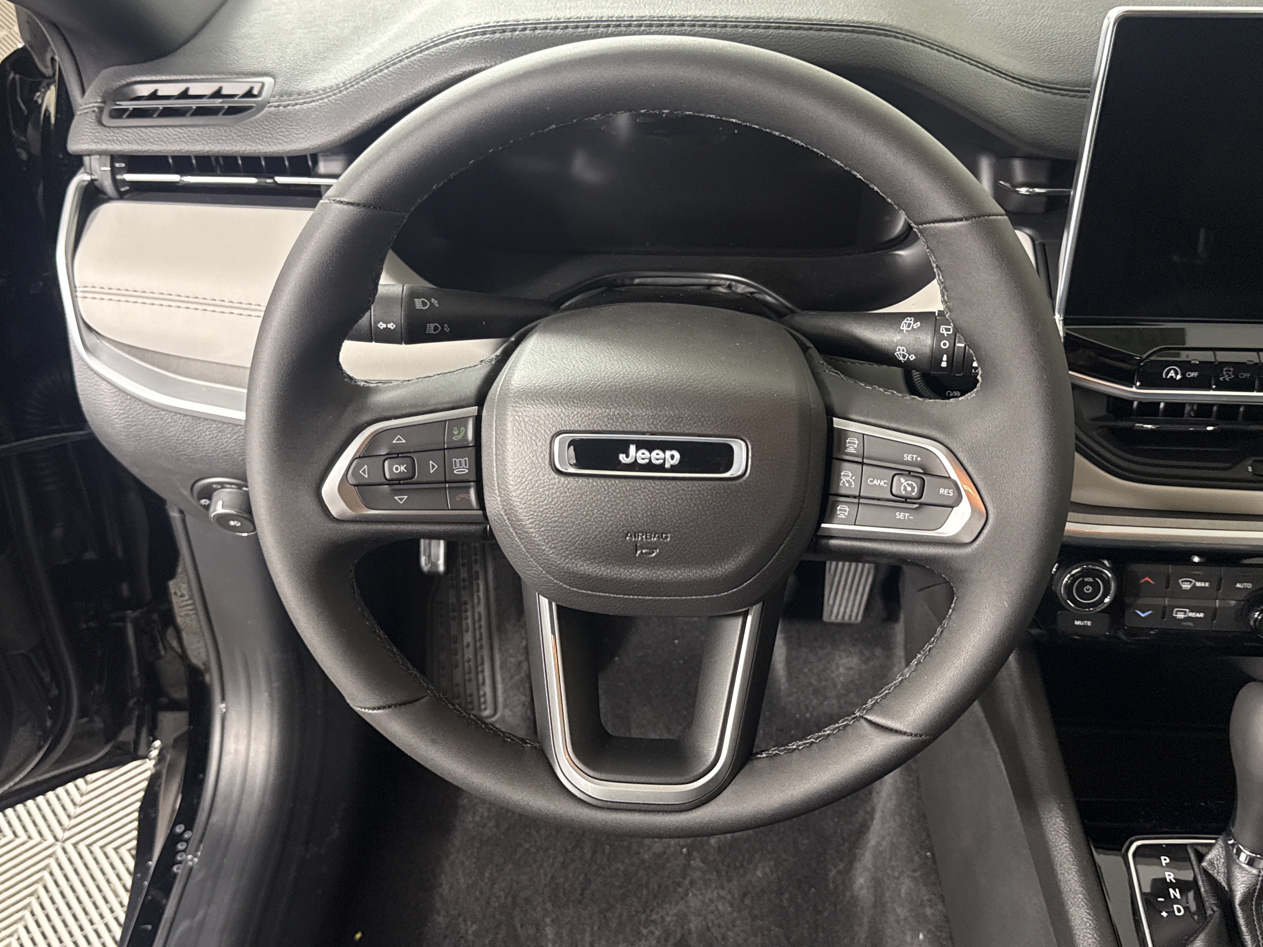New 2026 Jeep Compass Limited AWD/4WD image 18