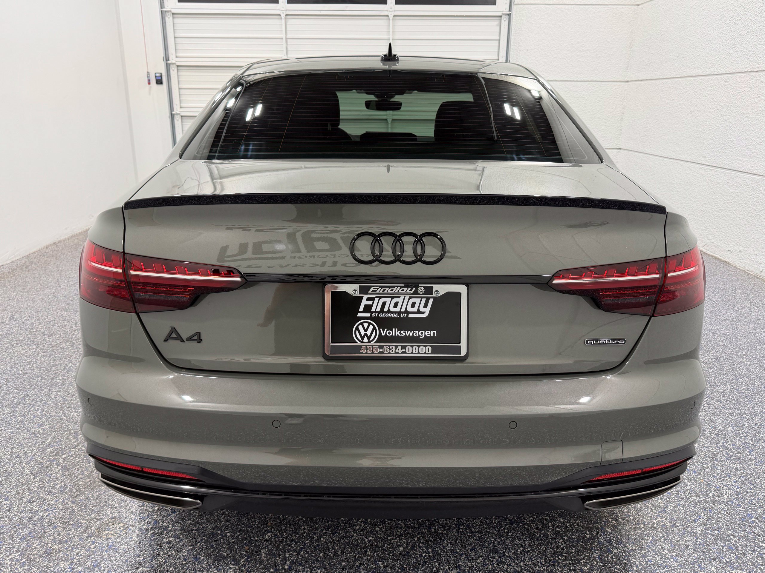 Used 2023 Audi A4 2.0T Prestige w/ Prestige Package AWD/4WD image 5