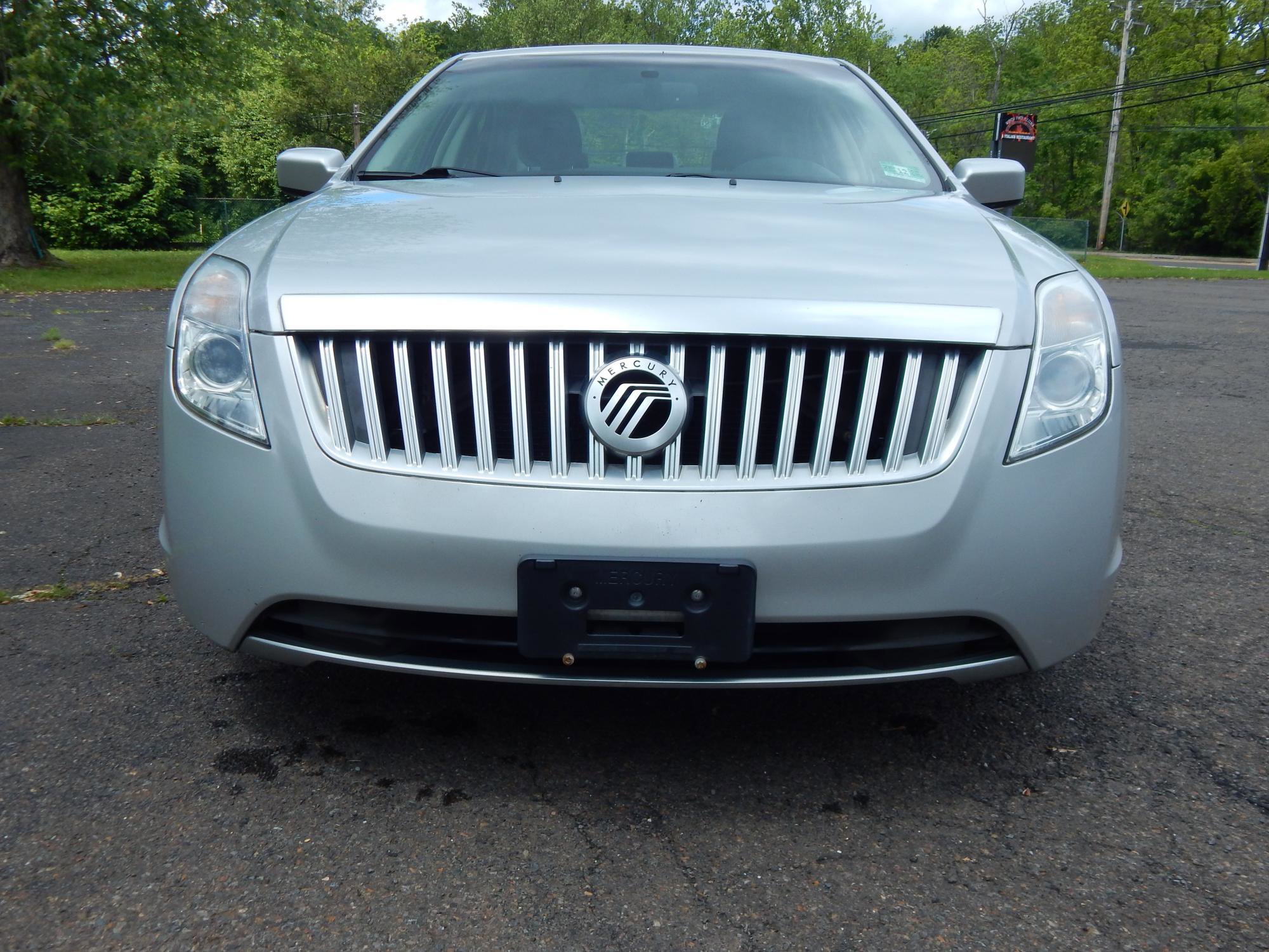 Used 2010 Mercury Milan image 7