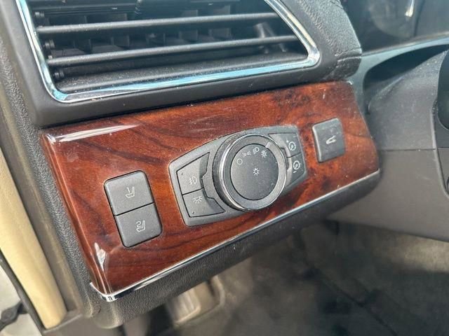 Used 2013 Lincoln MKX FWD image 15