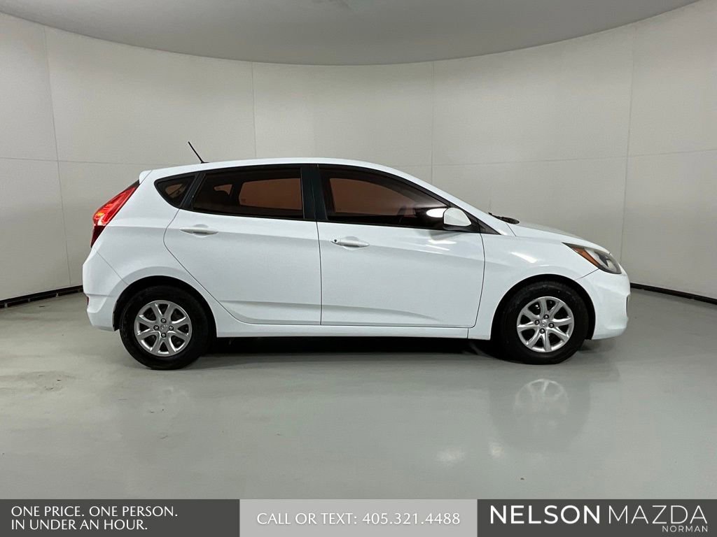 Used 2014 Hyundai Accent GS FWD image 8