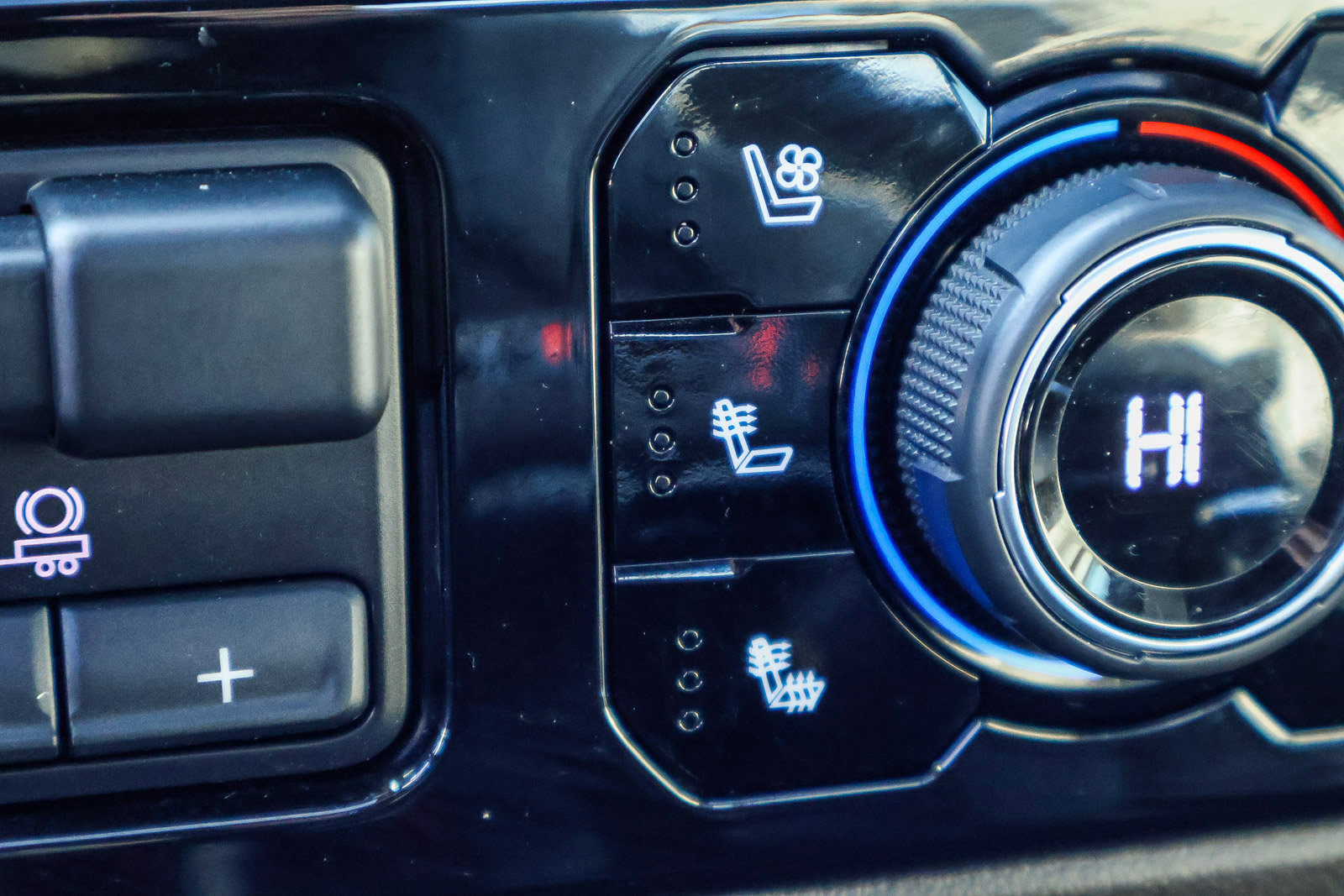 Certified 2022 Chevrolet Silverado 1500 LTZ image 7