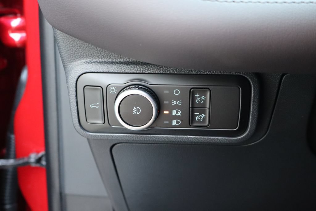 Used 2026 Ford Explorer Platinum AWD/4WD image 32