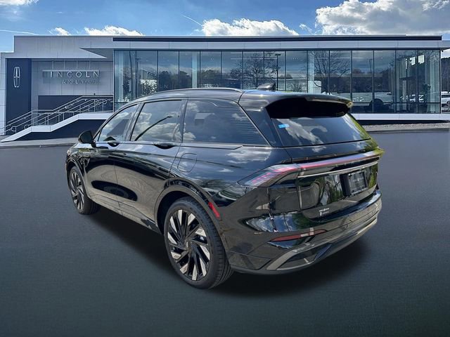 New 2026 Lincoln Nautilus Reserve w/ Jet Appearance Package image 5