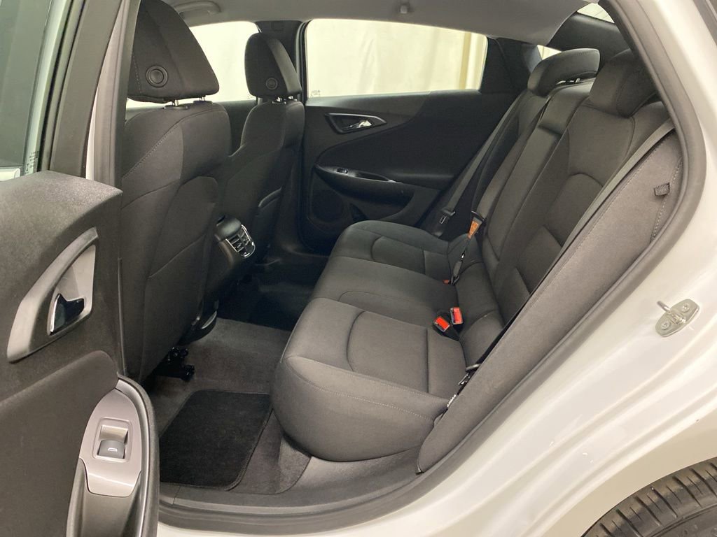 Used 2023 Chevrolet Malibu LT w/ Sport Edition image 15