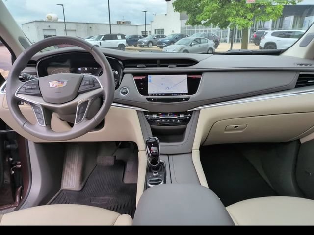 Used 2023 Cadillac XT5 Premium Luxury w/ Technology Package FWD image 24