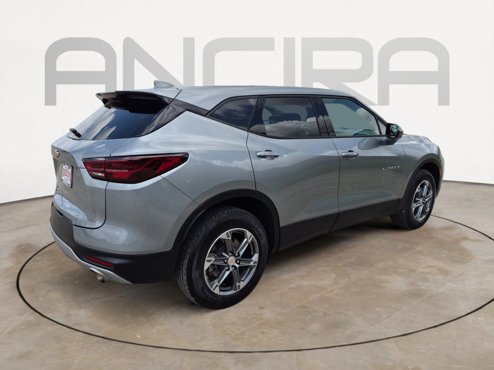 Used 2025 Chevrolet Blazer LT FWD image 10