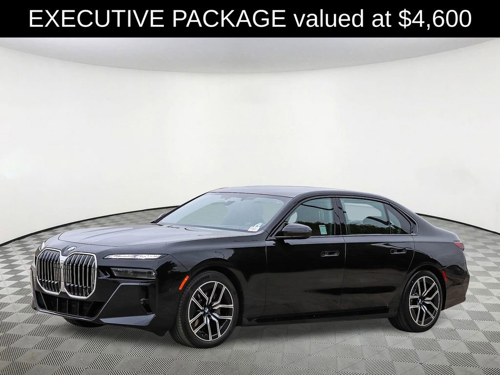 Used 2023 BMW 740i w/ Executive Package RWD image 3