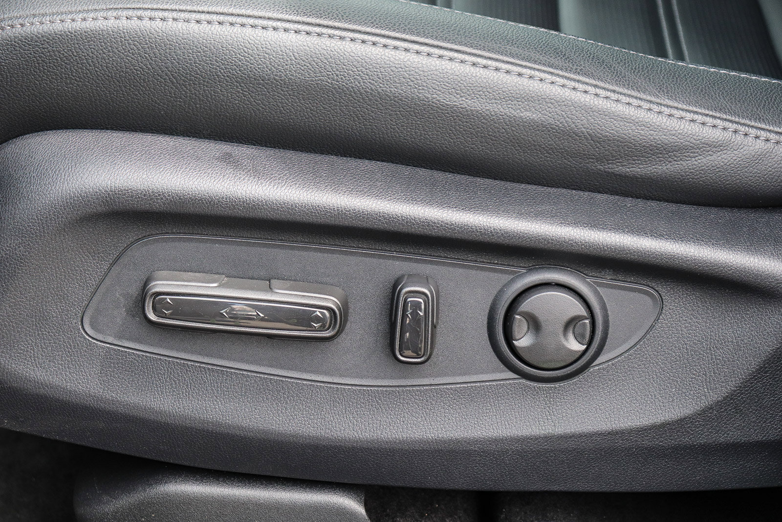 Certified 2026 Honda CR-V EX-L image 25