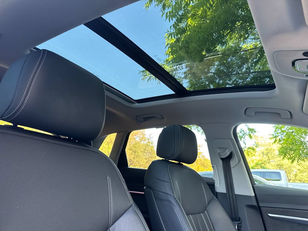 Used 2019 Audi e-tron Prestige w/ Prestige Package AWD/4WD image 20
