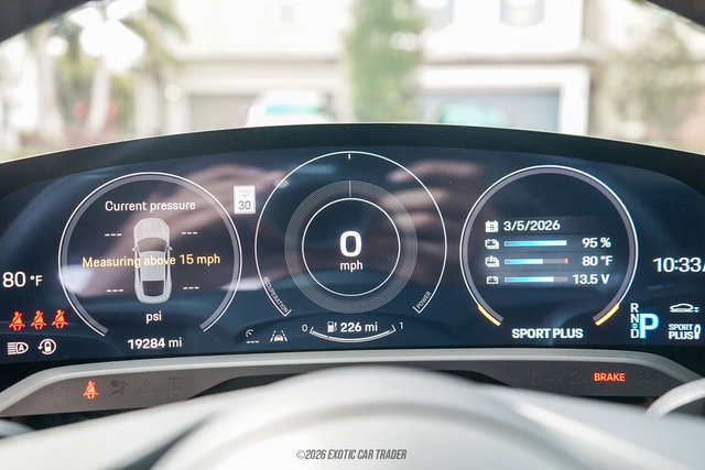 Used 2024 Porsche Taycan GTS image 29